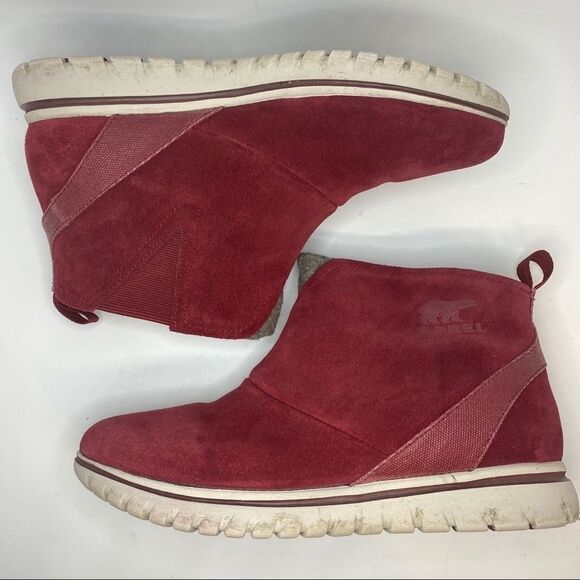 Sorel Cozy Short Snow Boot - Picture 9 of 12